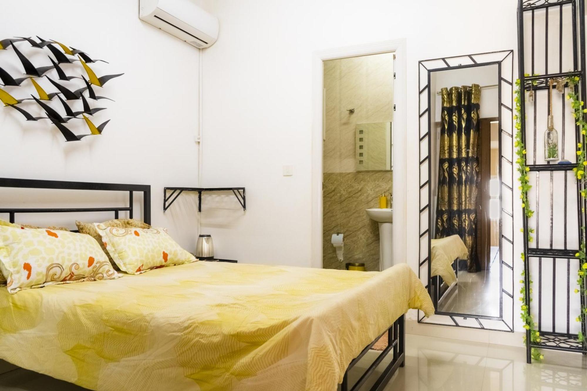 Chambres Meublees Avenue Cheikh Anta Diop Dakar Exterior foto
